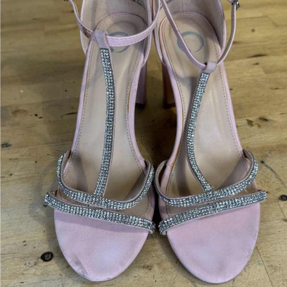 Pink Rhinestone T-Strap Block Heel Sandals Size 8 - Picture 2 of 13